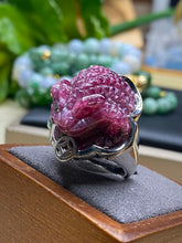 Load image into Gallery viewer, Ruby ring,  hand carved Money Toad, bring Luck and Prosperity in Fengshui (Size: 7US)