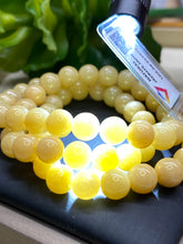 Load image into Gallery viewer, Jadeite Jade A Bracelet / Necklace 8-8.5mm bead, Jadeite Bracelet, Stretching style (L 20”)